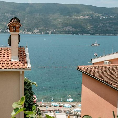 Boka Apartment 4 Herceg Novi Exteriör bild